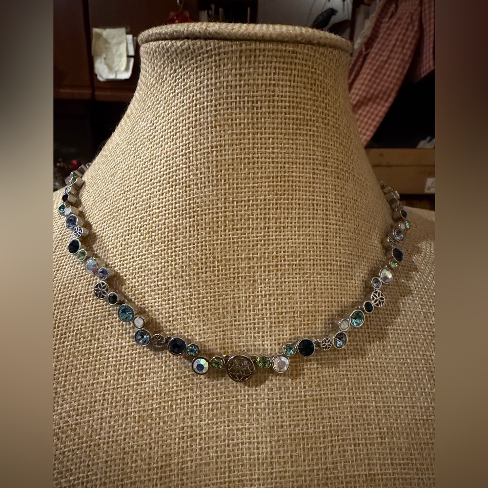 Beautiful Lia Sophia Blue Green Crystal Necklace Silver Tone Adjustable New